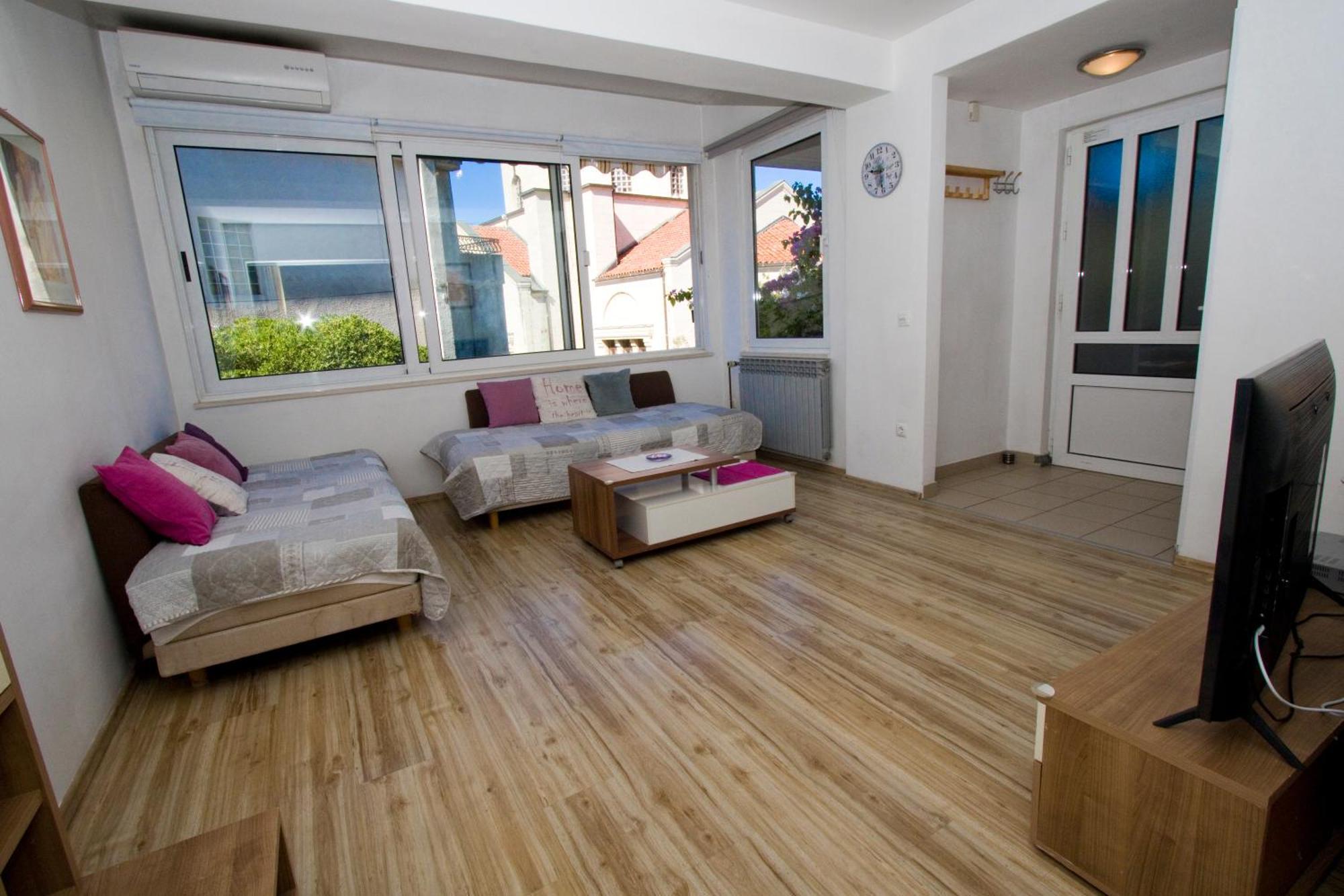 Pasalic Apartment *